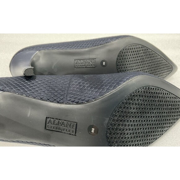 Alfani Step N Flex Joules Textured Pointed Pumps Navy Blue - Picture 7 of 8